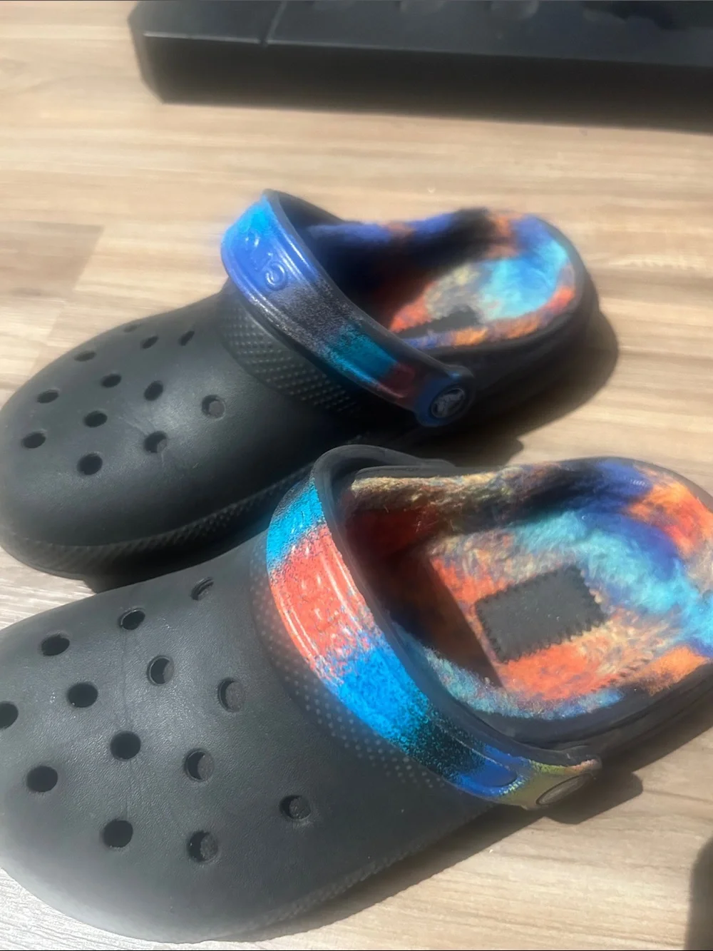 CROCS set four